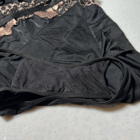 Women's Lingerie Teddy and Scallop Trim V Neck Slip Dress Size Large Gently Used - Picture 6 of 12